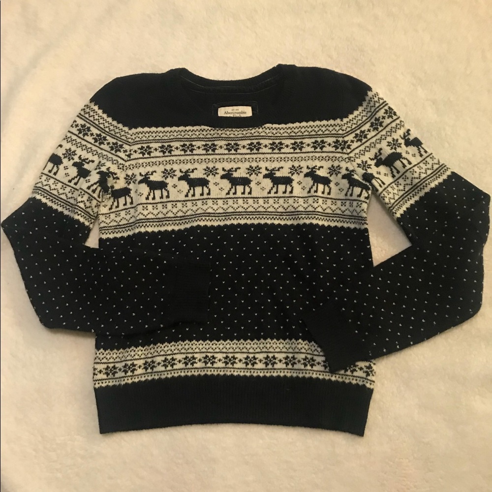 Abercrombie & Fitch Holiday Sweater